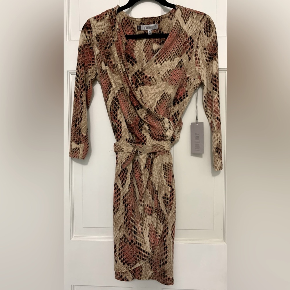 NWT Jennifer Lopez Desert Viper mock wrap dress with belt and single pocket XS